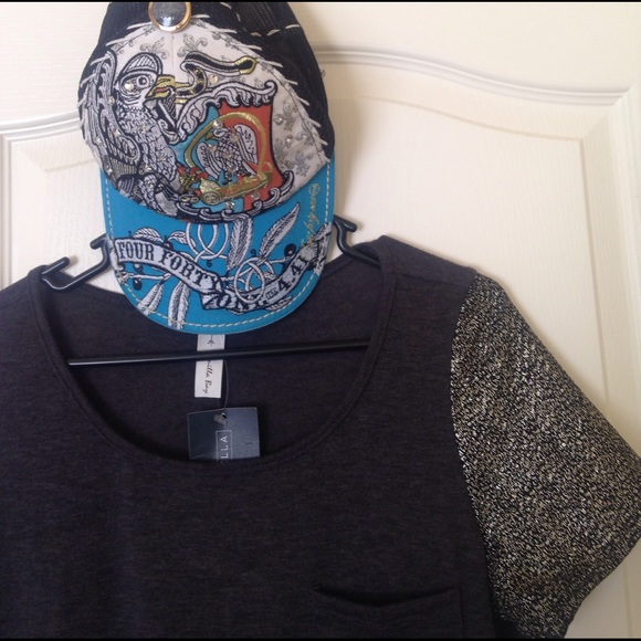 New Vanilla Bay Tee Glitter Sleeve - Picture 2 of 6